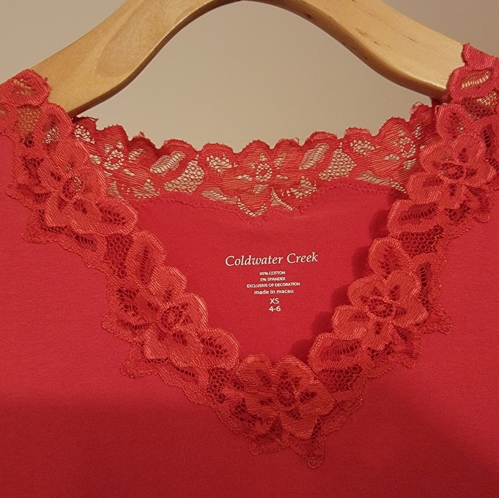 Lace Tank - Picture 2 of 4
